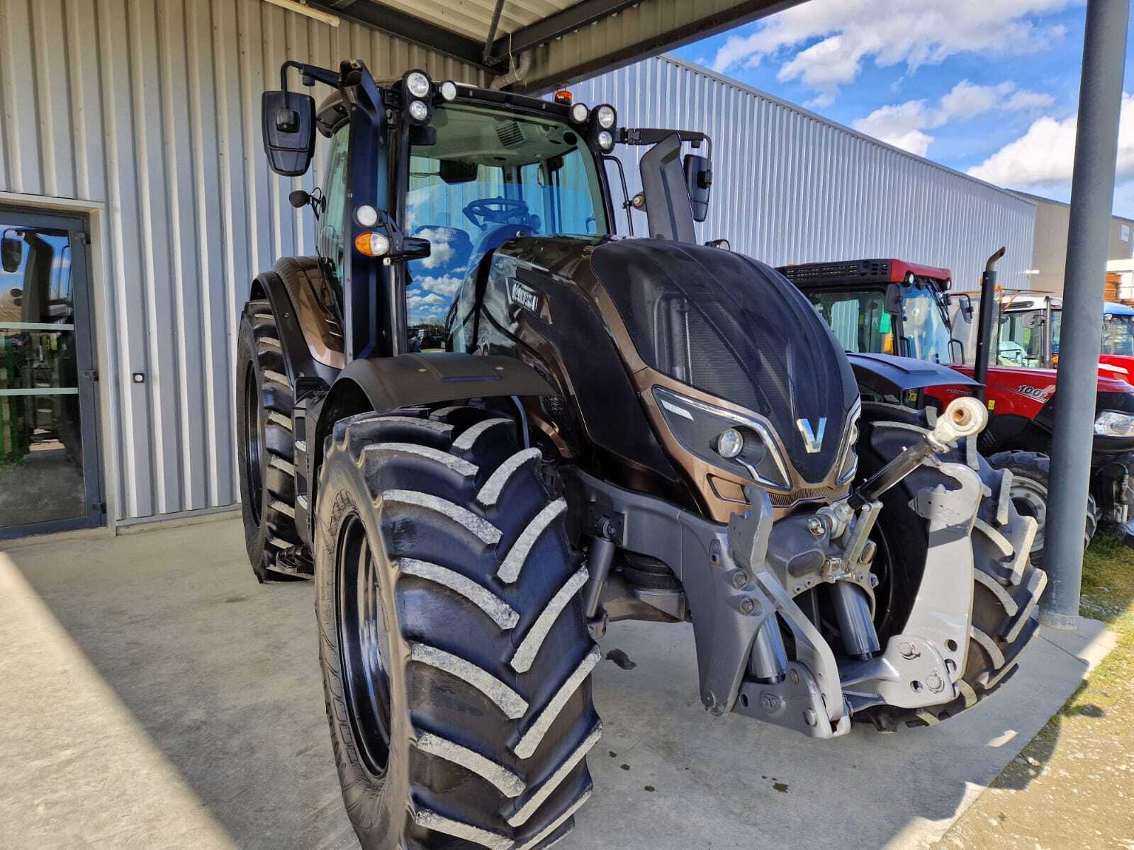 VALTRA T214 ACTIVE