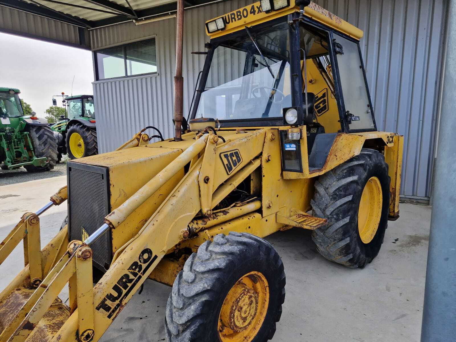 JCB 3CX